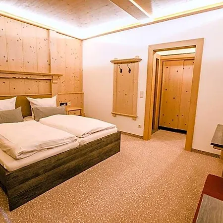 Landgasthof Zum Herz 여관